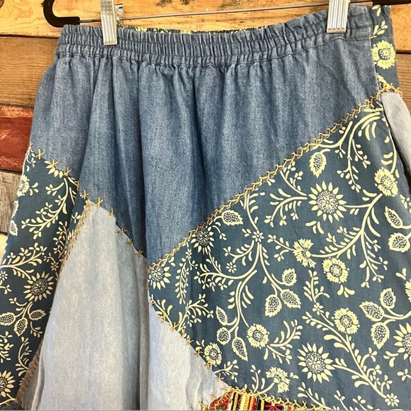 Vintage LIZWEAR Patchwork Embroidered Denim Skirt - Picture 6 of 13